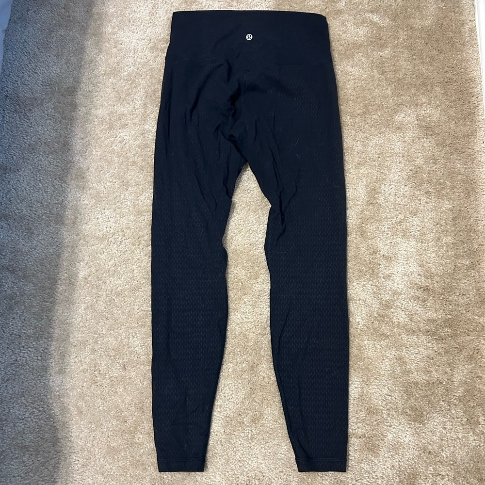 Lululemon align in black with design